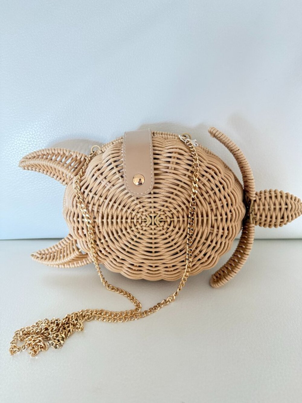 NWT Tommy Bahama Woven Tan Natural Basket Weave Sea Turtle Viral Purse Bag